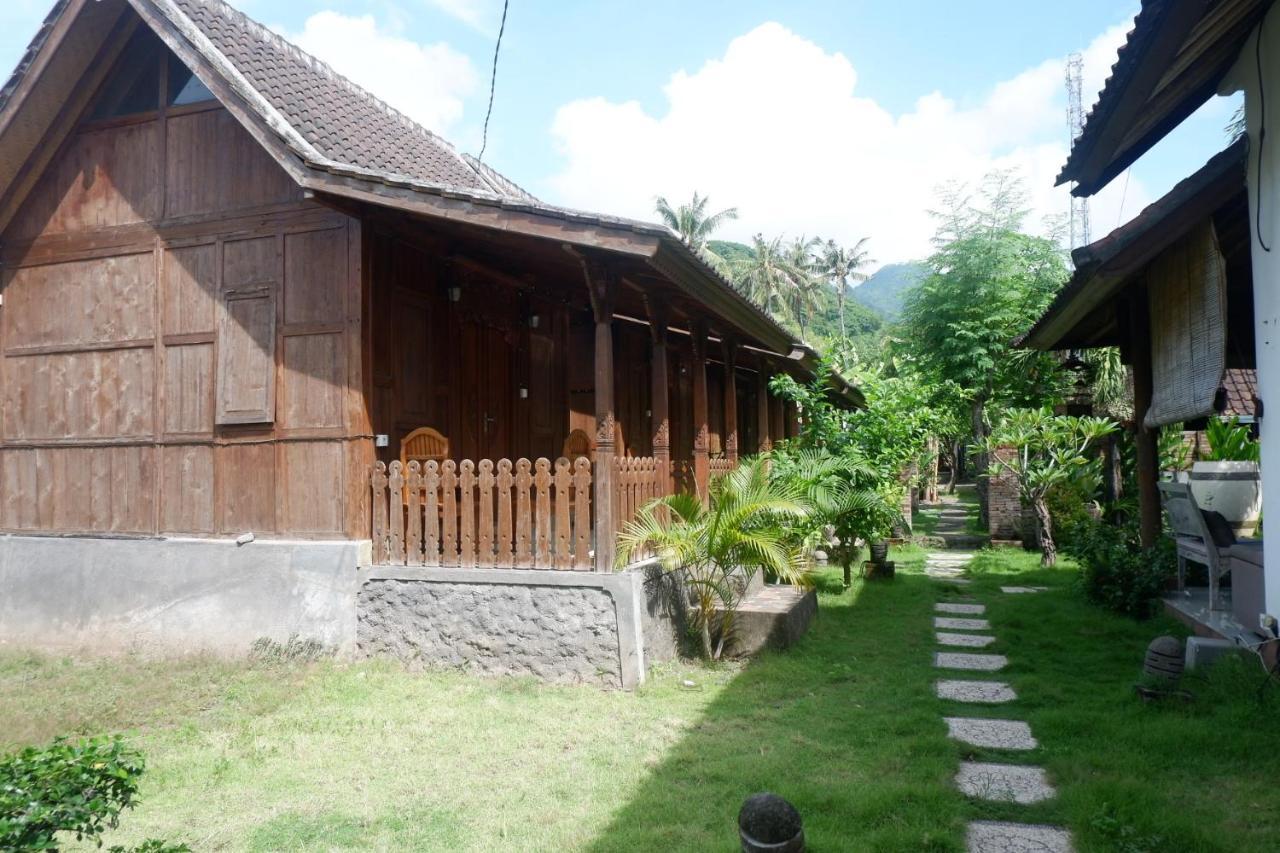 Satria House Amed Hotel Kültér fotó