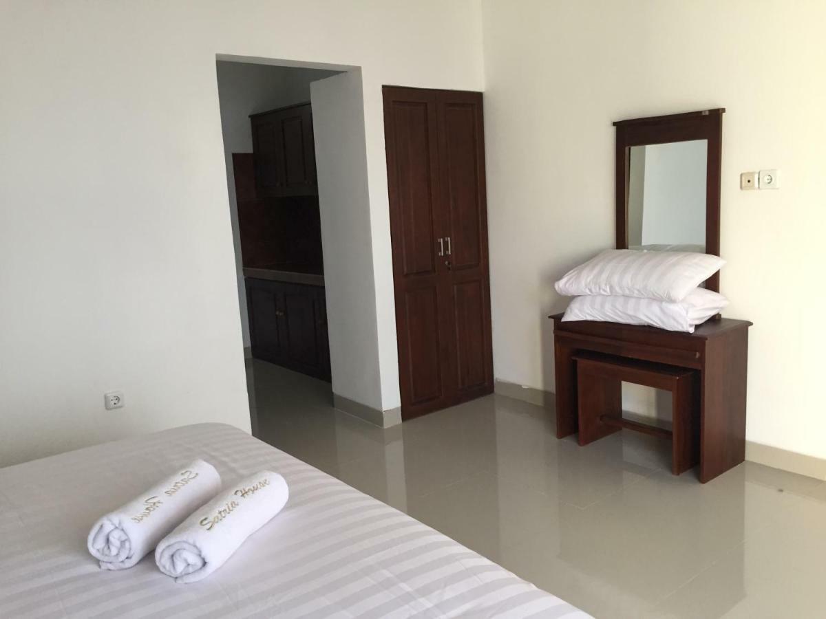 Satria House Amed Hotel Kültér fotó